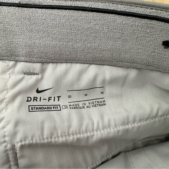 Nike Golf Dot Print Chino Shorts Dri-FIT UPF Standard Fit - Picture 7 of 7